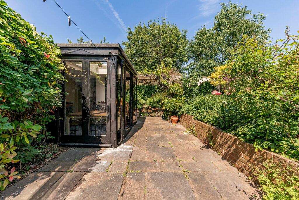 Garden Room Studio (1)
