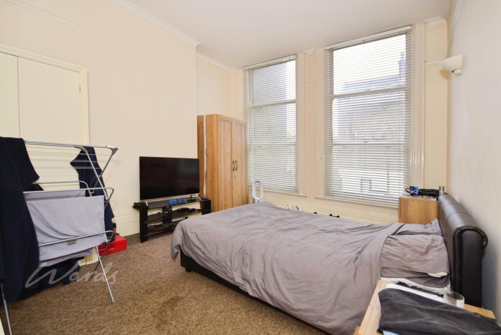 merton bedroom 
