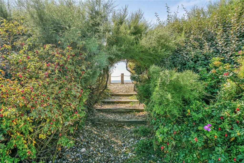 Pritate Beach Access