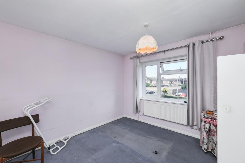 4 Field Way, Hoddesdon, Hertfordshire, EN11 0QN