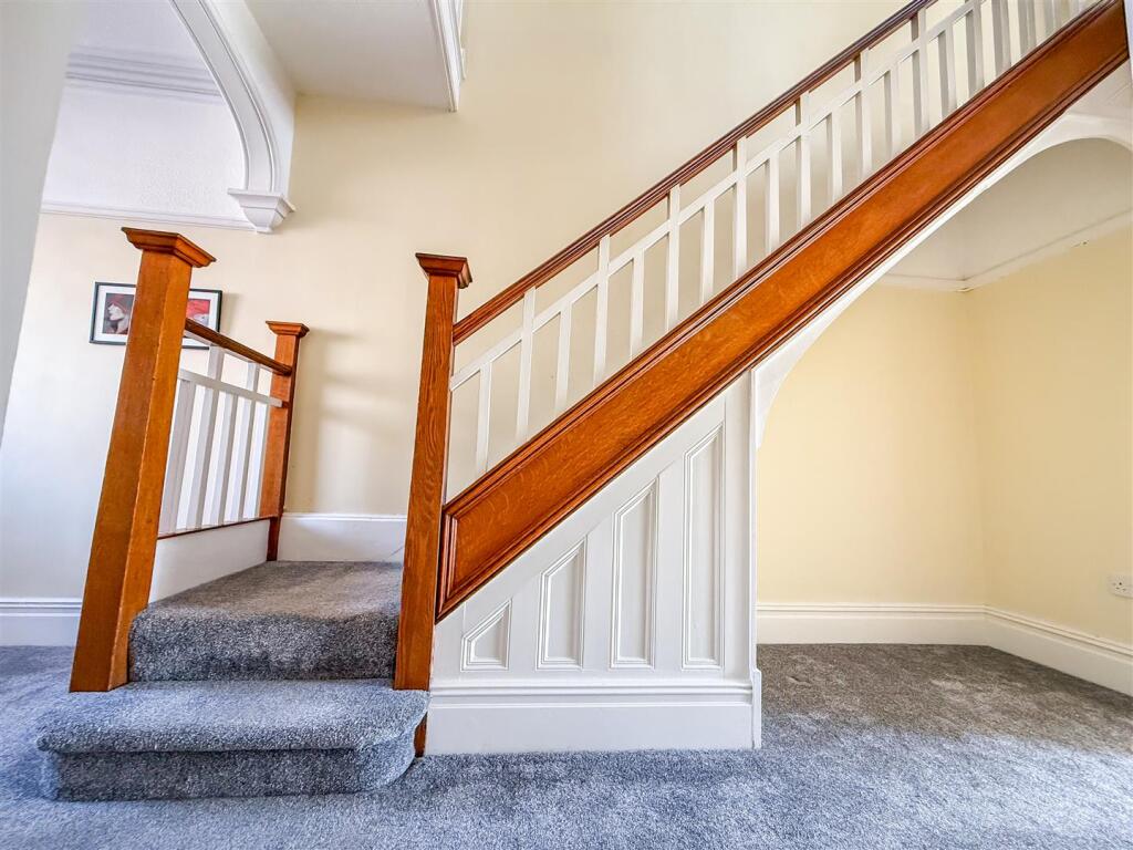 ALTERNATE VIEW OF HALLWAY