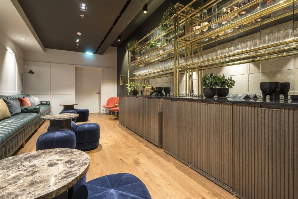 Communal Lounge