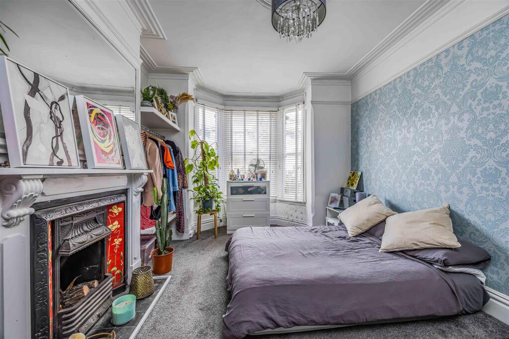 211 Milton Road, Southsea-Small-PorticoMarketing-S