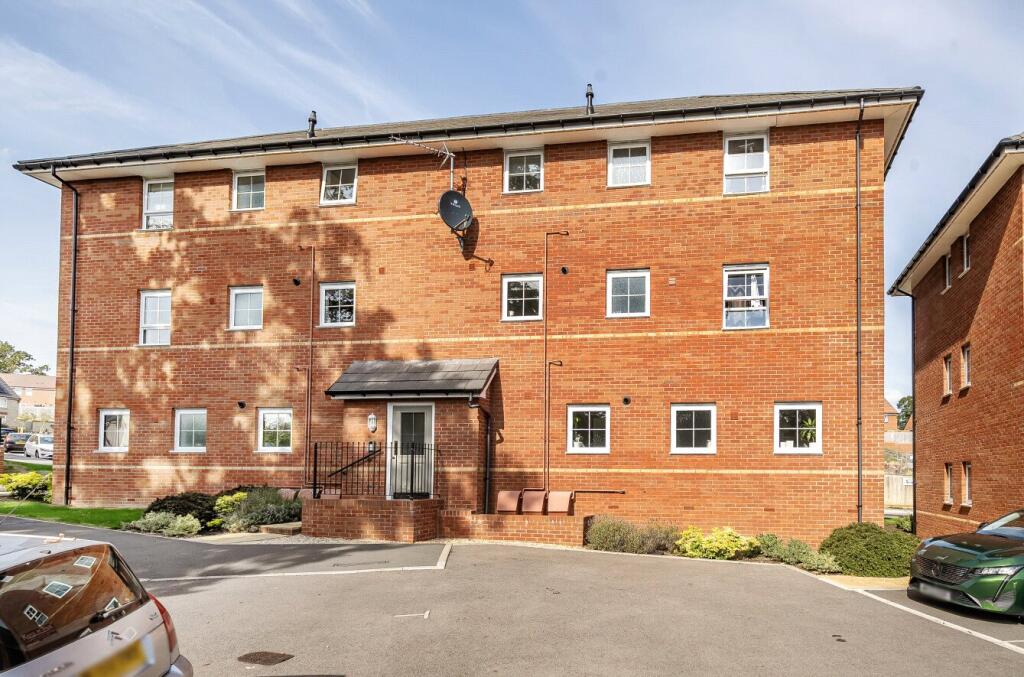 1357685-15-68cd5b...