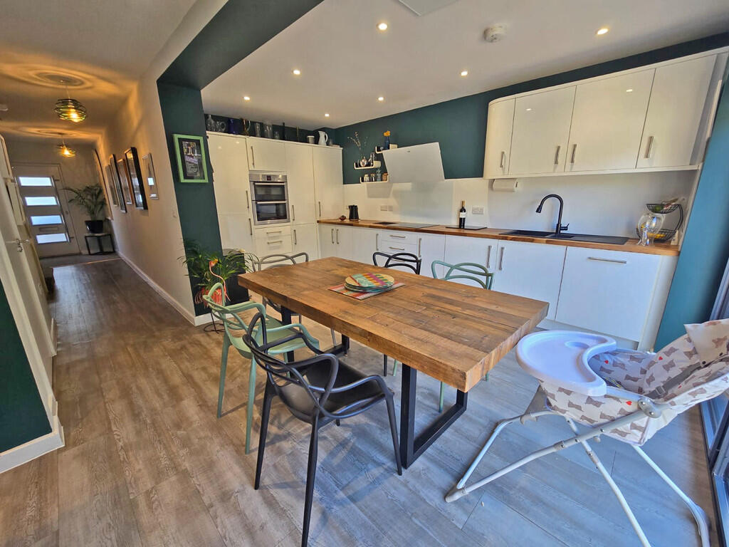 Kitchen - Diner (...