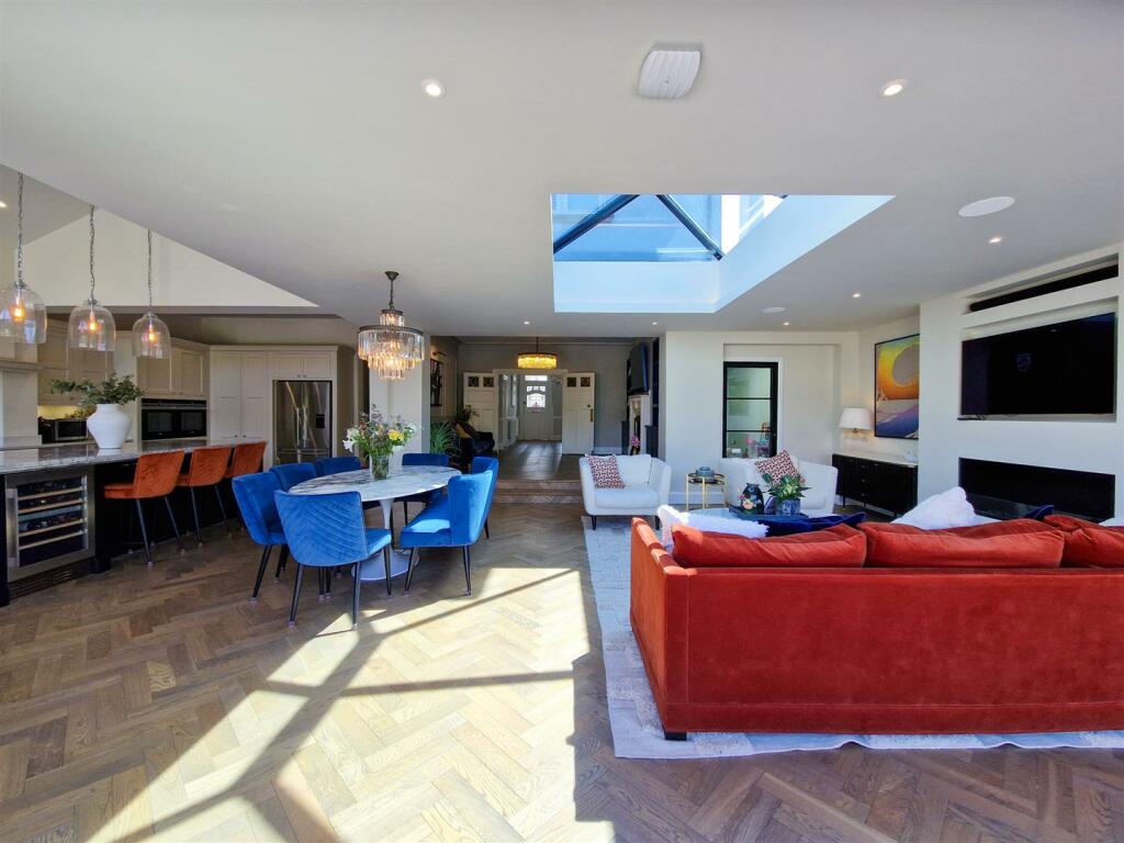 stunning open plan space