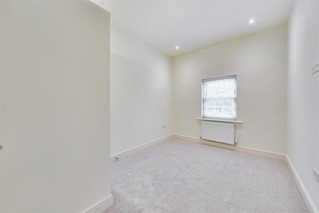 Archway House, 31 Moat Lane, Towcester (6).jpg