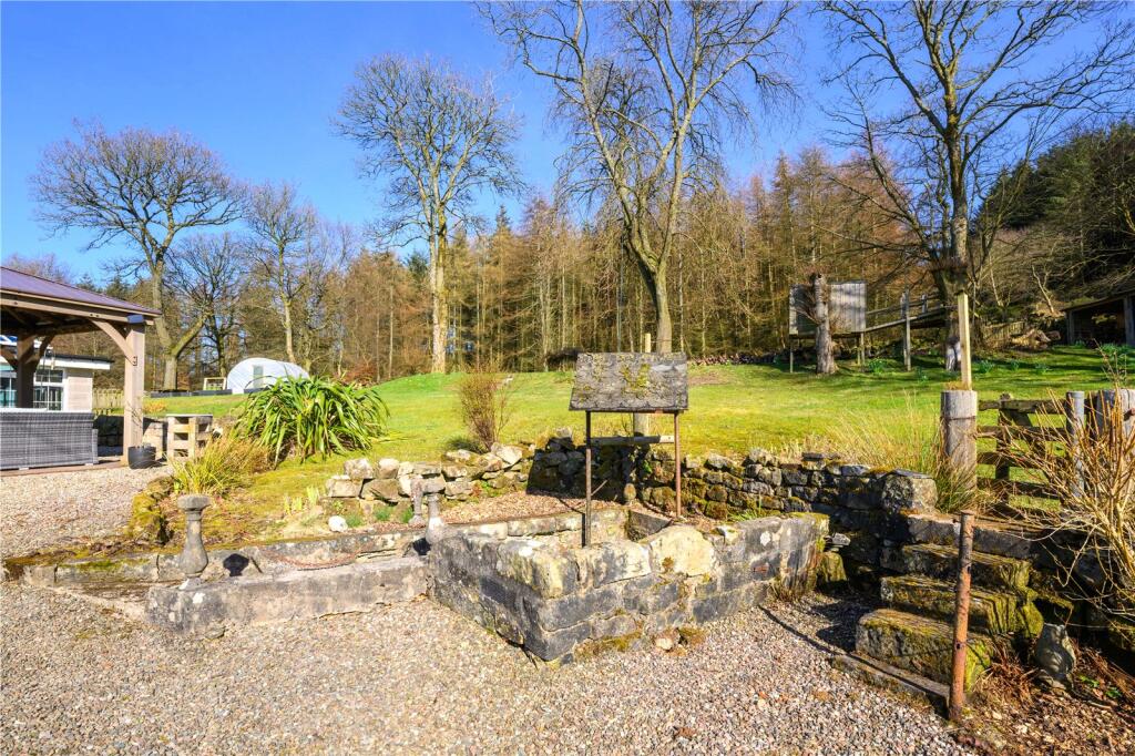 Garden - Well