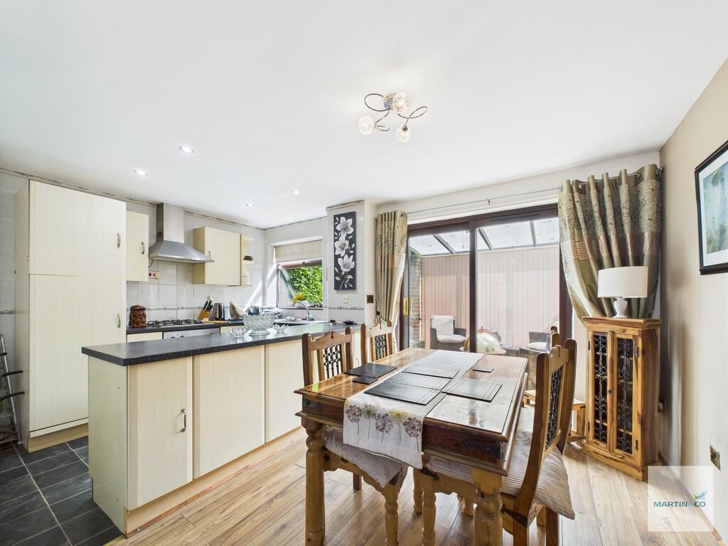 CAM03394G0-PR0308...