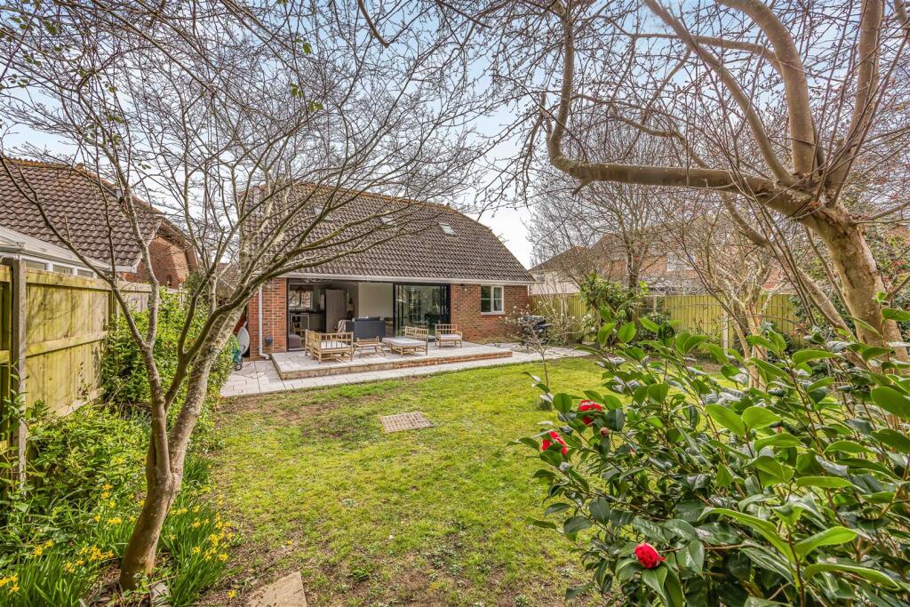 St. Ebbes Cottage, Victoria Road, Hayling Island-S