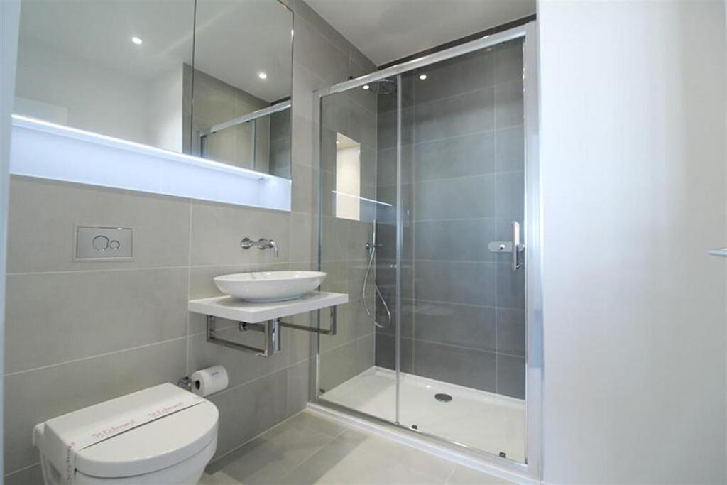 Ensuite