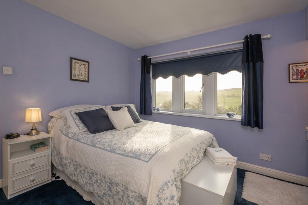 47 - 1 Westfield Mews BD13 3AP