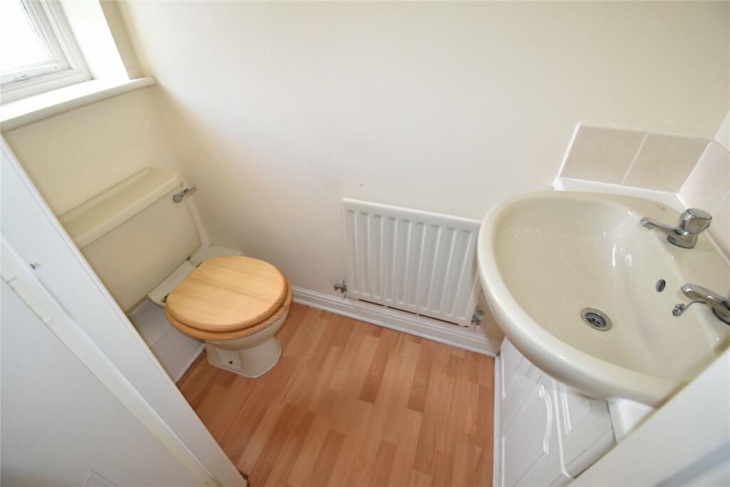 Downstairs W/Cpictur