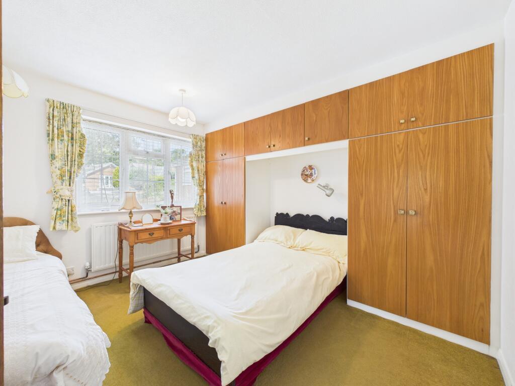 CAM04825G0-PR0123-STILL007