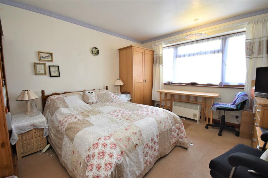 Bedroom 2.jpg