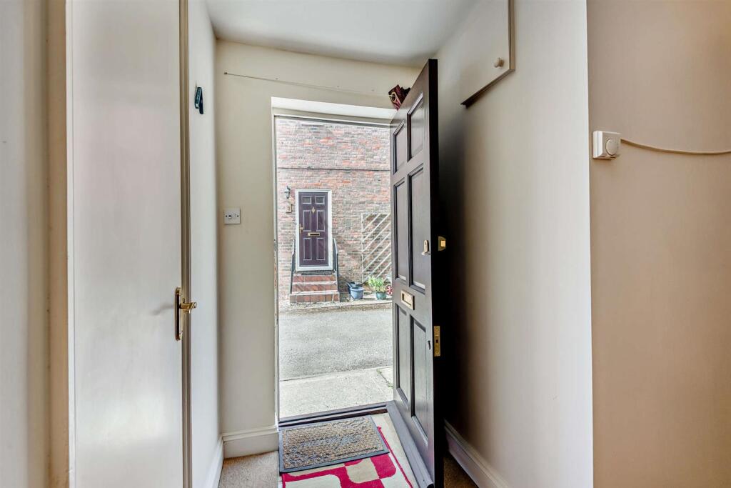 8659890-interior04-800.jpg