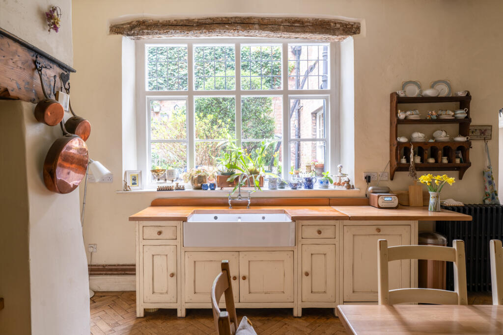 272562 - TheDispensary_HighRes-49.jpg