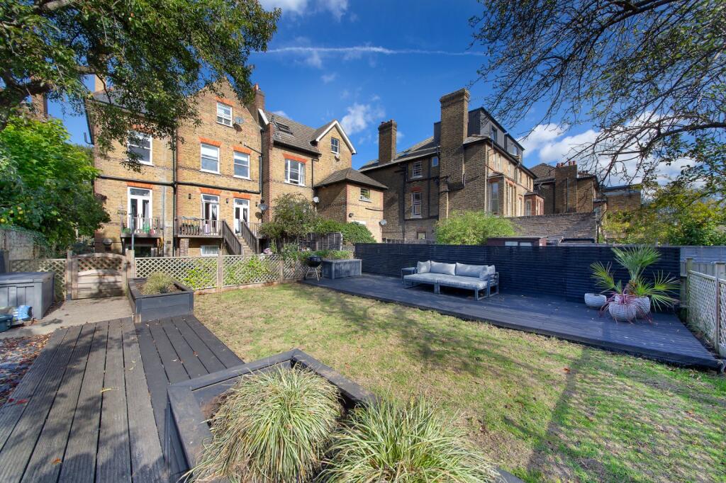 property in Culverden Road, 
Balham, SW12