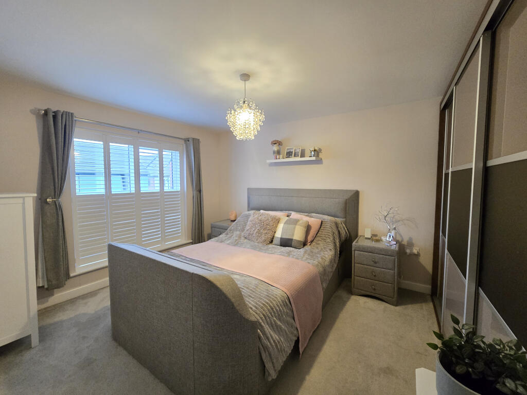 Mater Bedroom