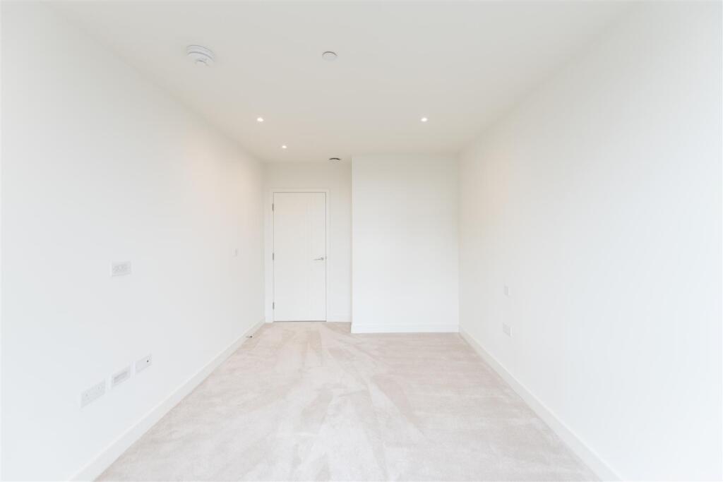 Bedroom       .jpg