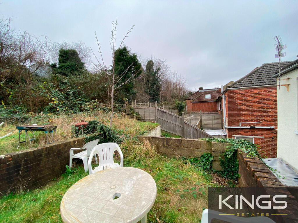 11 Earls Road (5)...