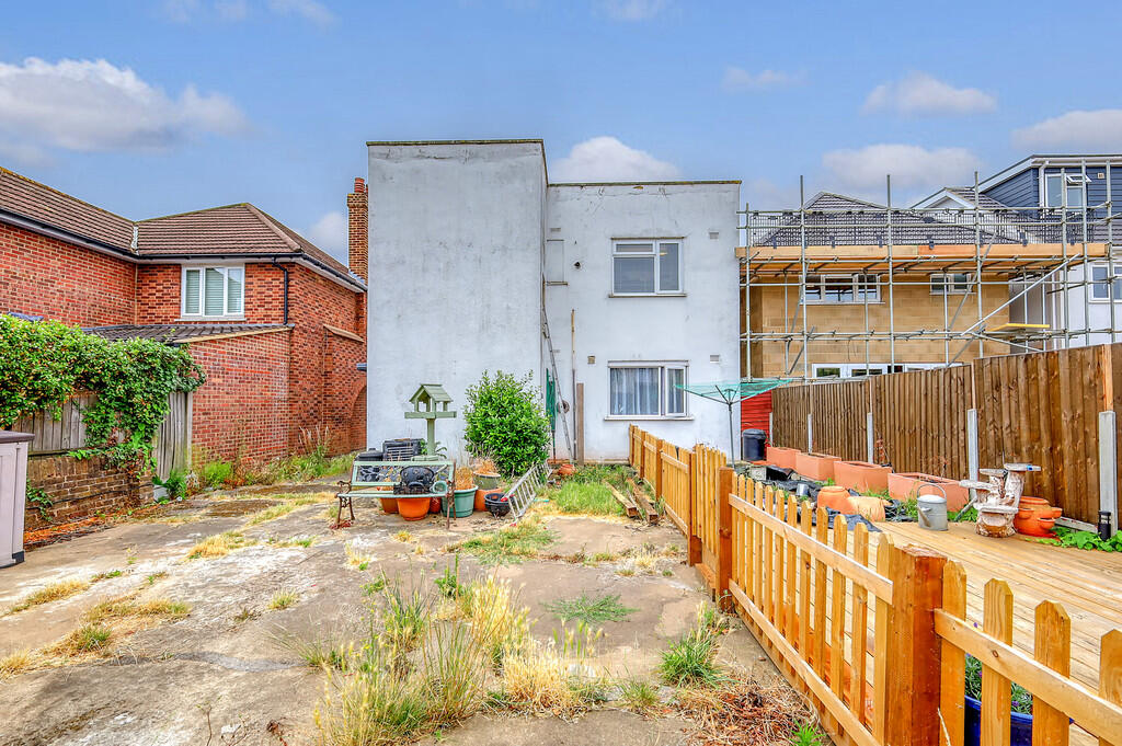 60a St. Johns Roa...