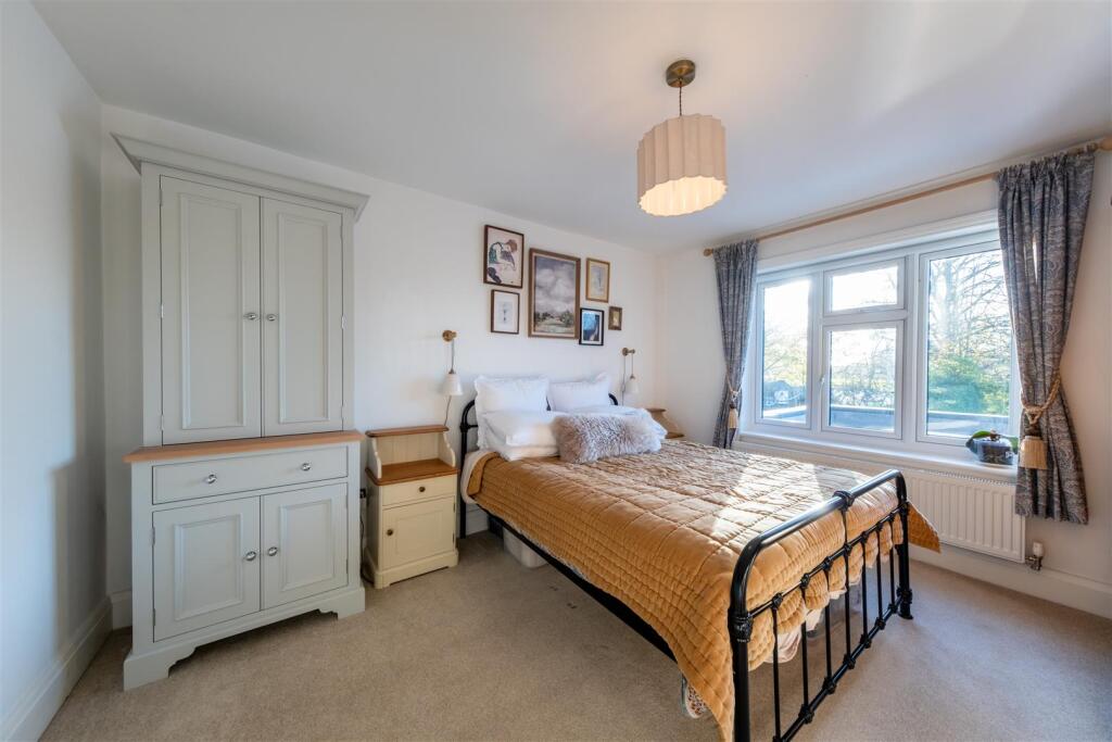 244 London Road-023.jpg