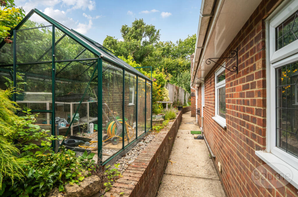 7e5159e5-b64c-4c8...