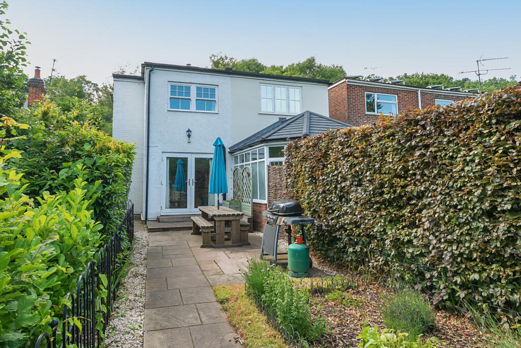 1309358-1-684b074...