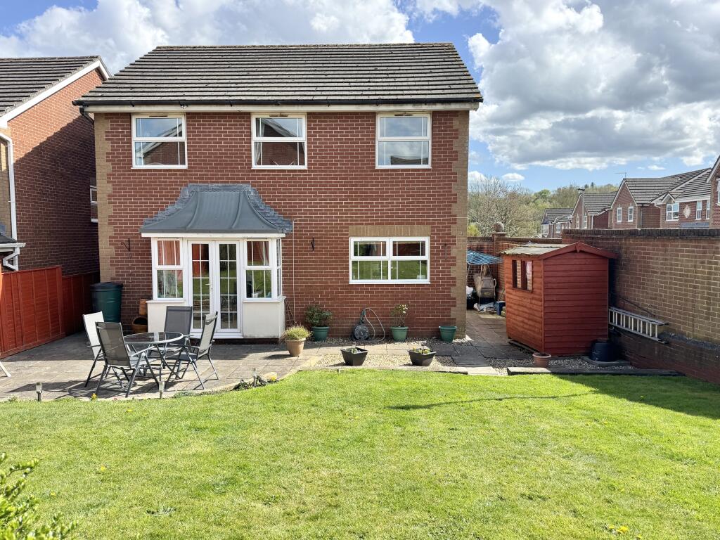 Rear Enclosed Garden