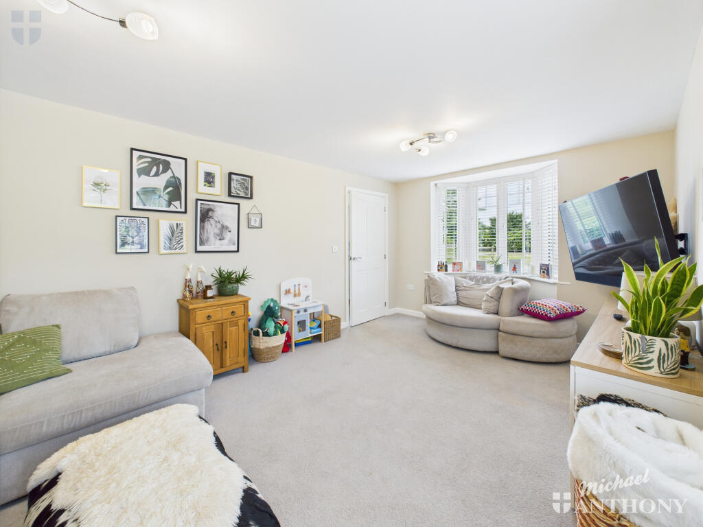 CAM03852G0-PR0306-STILL011