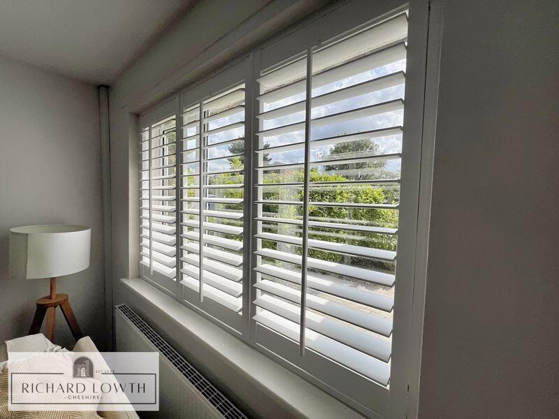 Feature Shutters