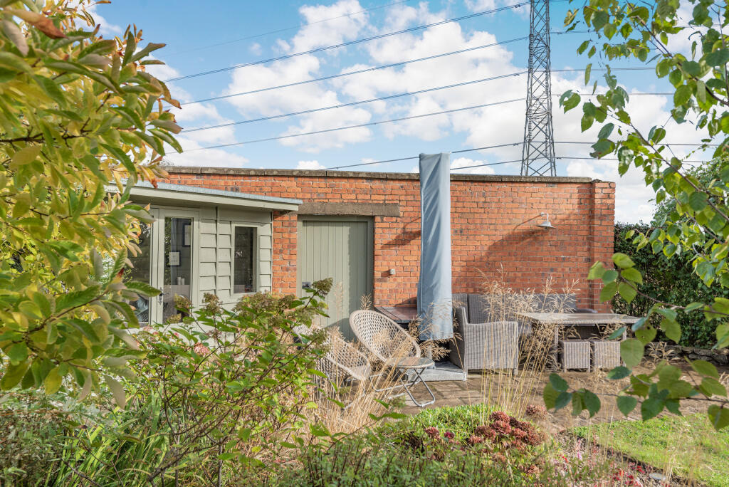 8518920-exterior04