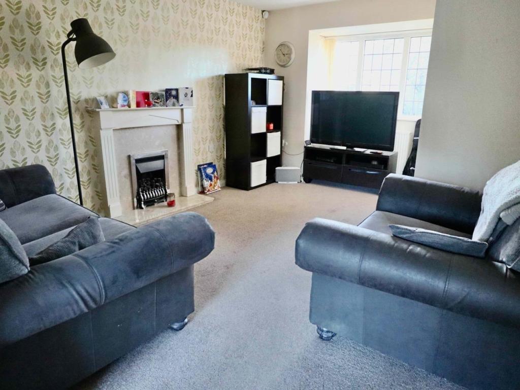 lounge.jpg