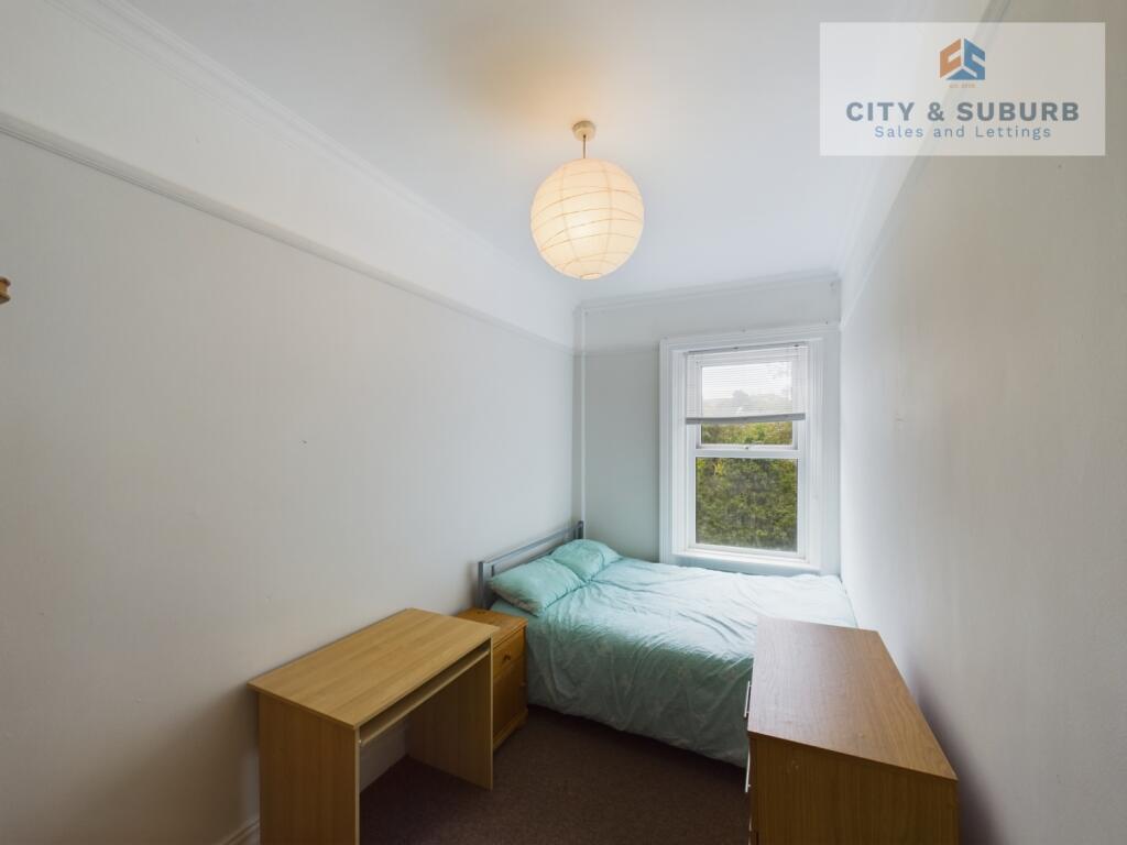 CAM01351G0-PR0110-STILL012