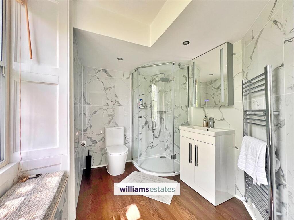 Bedroom Two En-Suite