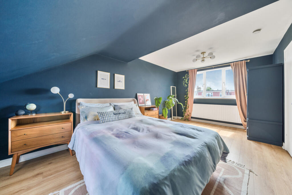 1317755-15-6863c0...