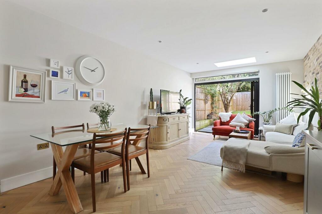 10-88dbJHPropWorld - Flat 1, 49 Newlands Park - 30