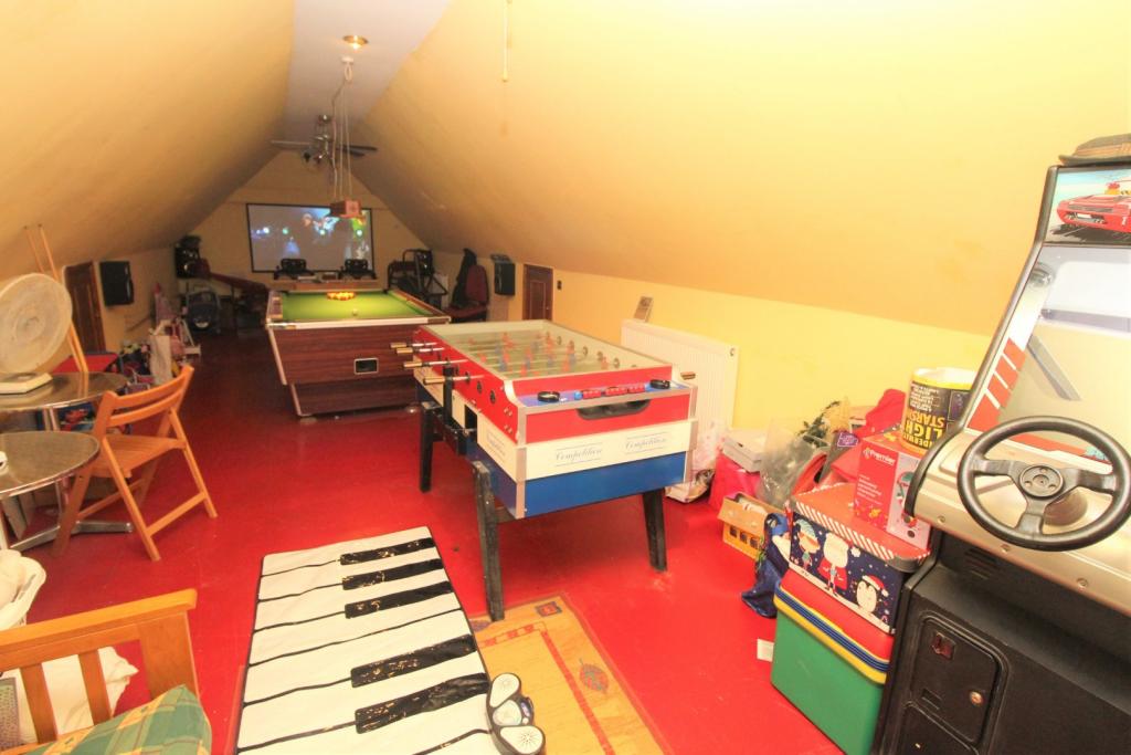 Games Room/Bedroom 5