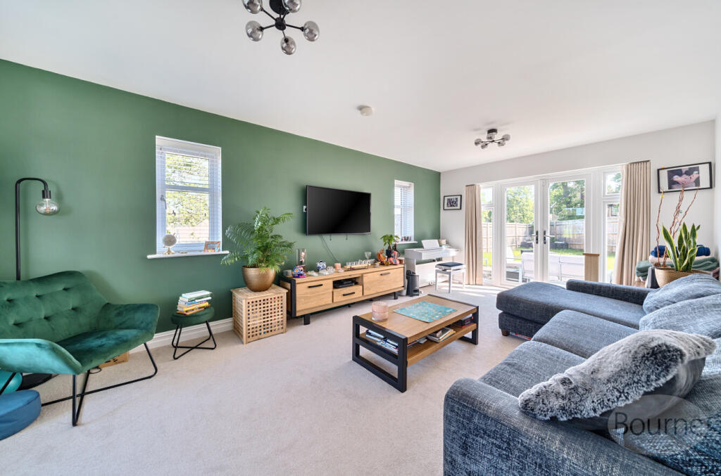 6e92a1e5-14c7-496...