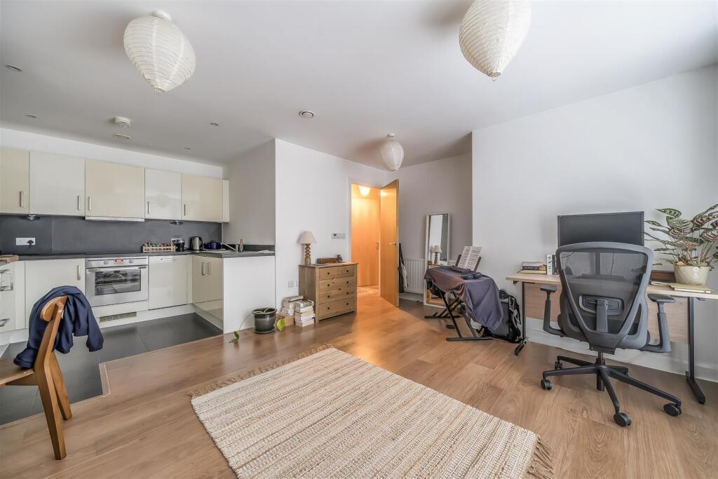 Hollis Morgan Residential Sales