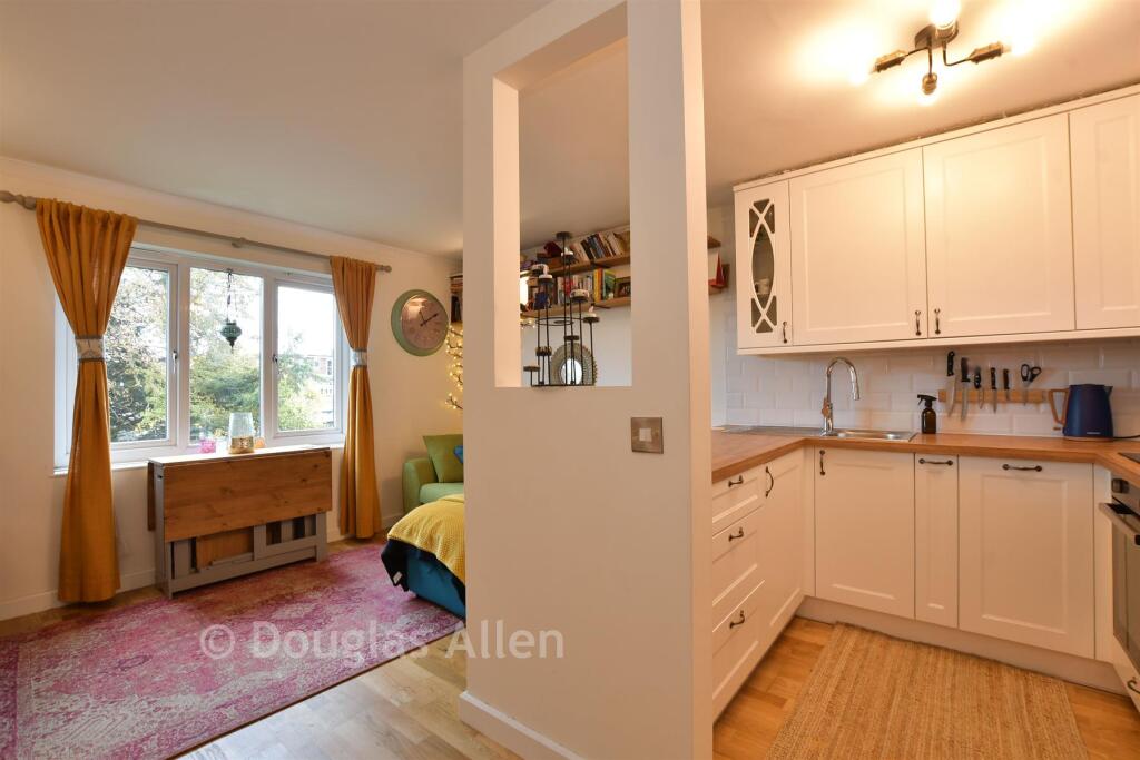 Living Room /Kitchen