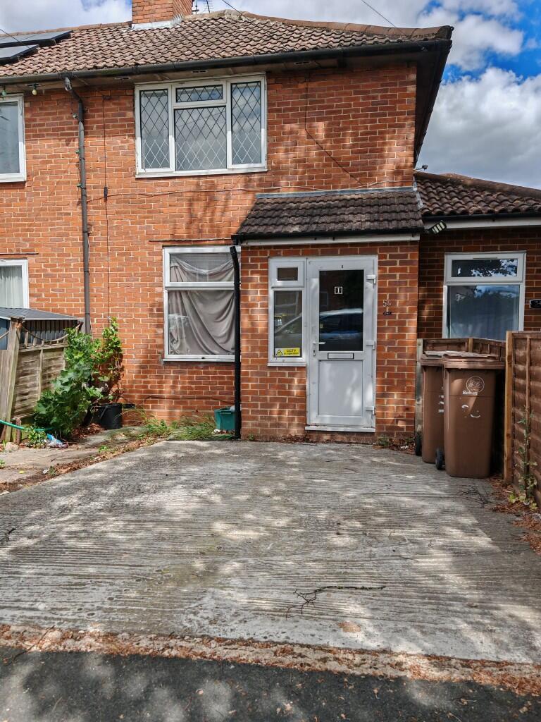 Tewkesbury Road, Carshalton, Greater London, SM5