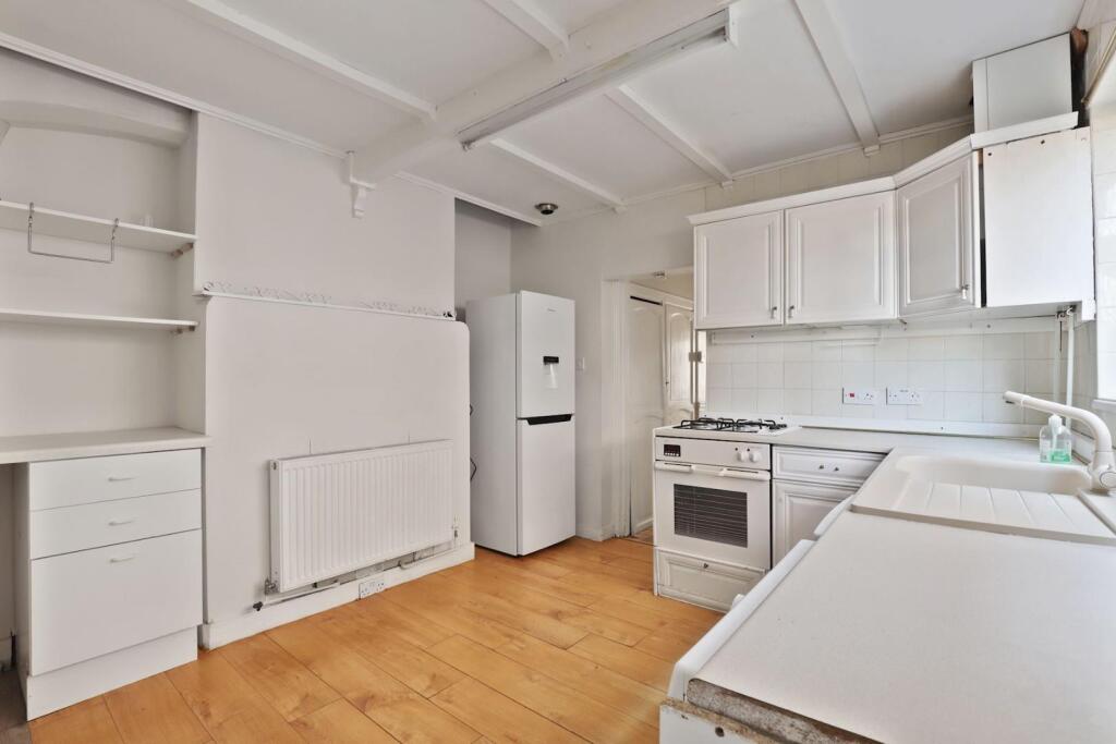 10-b9c2JHPropWpen - 350 Blandford Road - 30 (1)-me