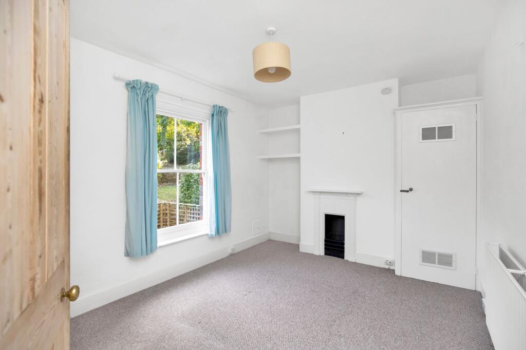 Second bedroom