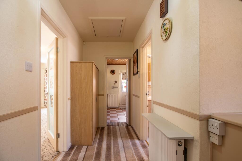 Entrance hall-3