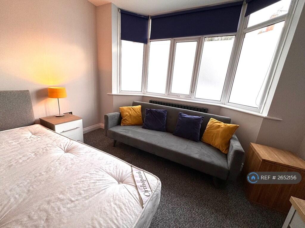 Room 1 Gf