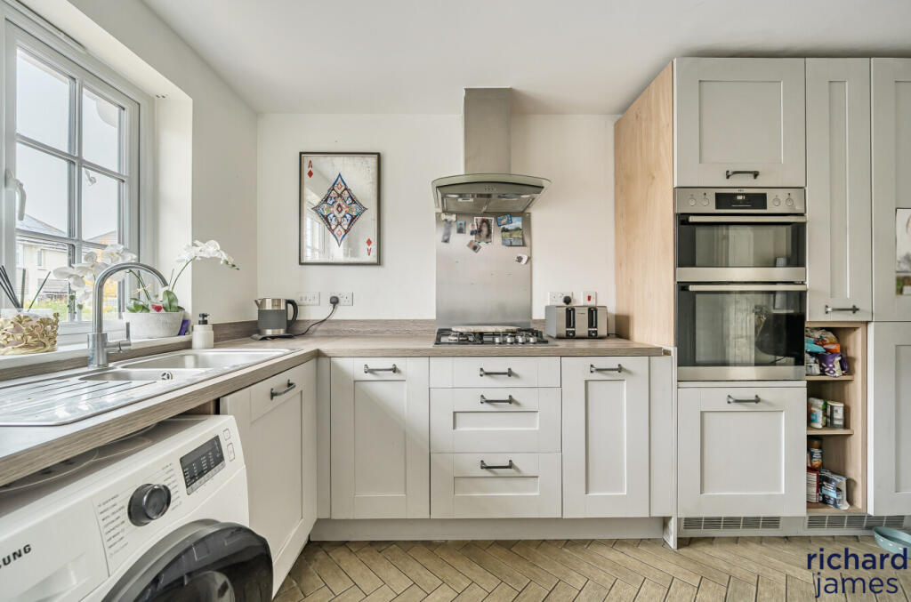 5699954f3da9419ebdeea12ef494fd67