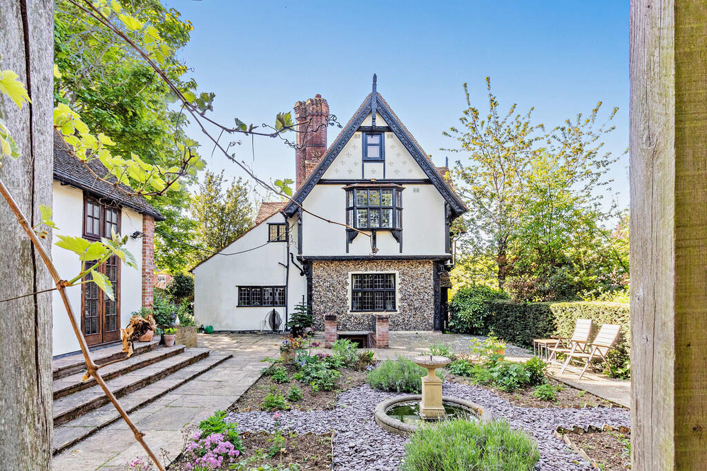 8646346-exterior0...