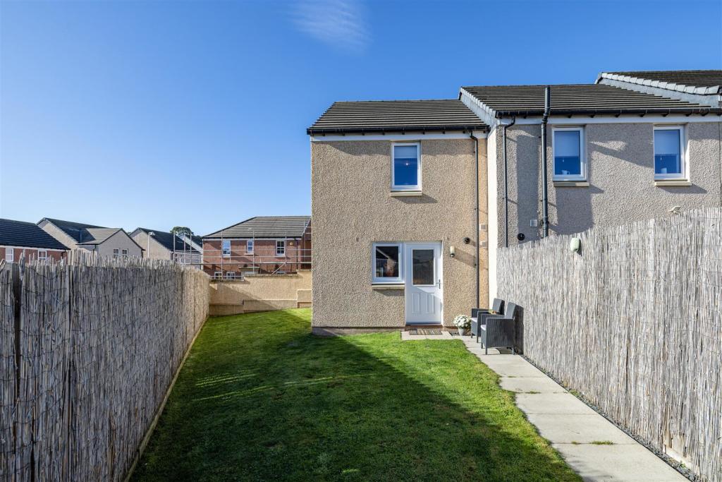 47 Kingfisher Grove Galashiels 37.JPG